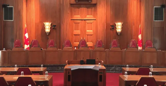 How Defence Solicitors Challenge Forensic Evidence in Drug Cases